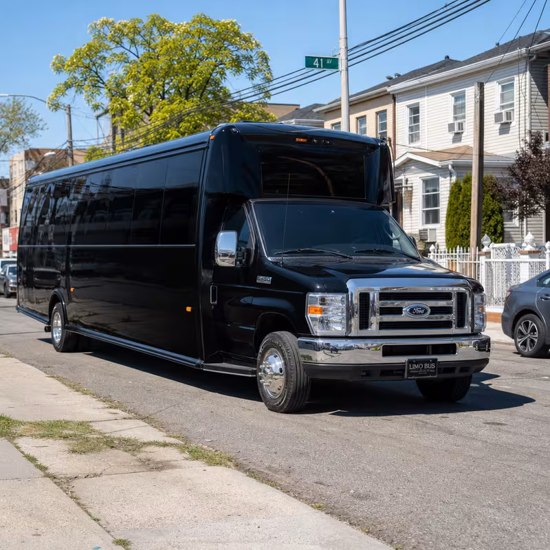 15 Passenger Party Bus