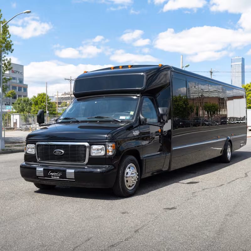 18 Passenger Party Bus