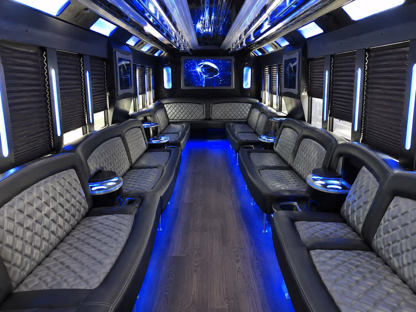 Queens Winery Tour & Pub Crawl Transportation party bus exterior
