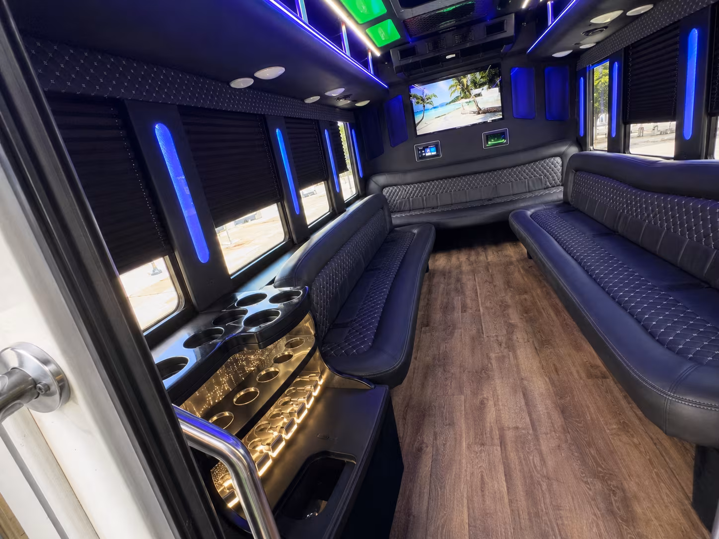 Queens Winery Tour & Pub Crawl Transportation onboard seating